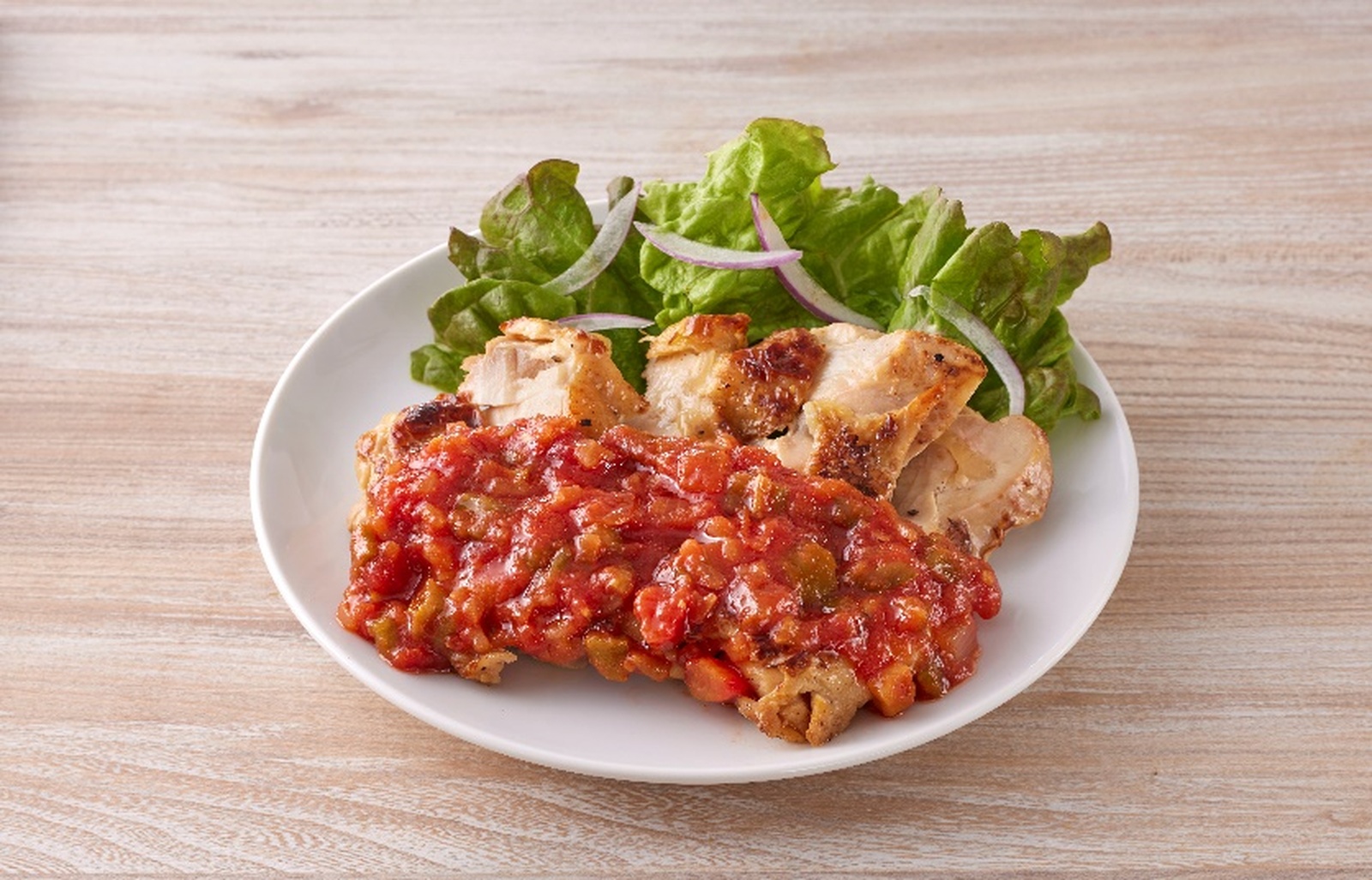 【スチコン調理】 チキンソテーサルサソース