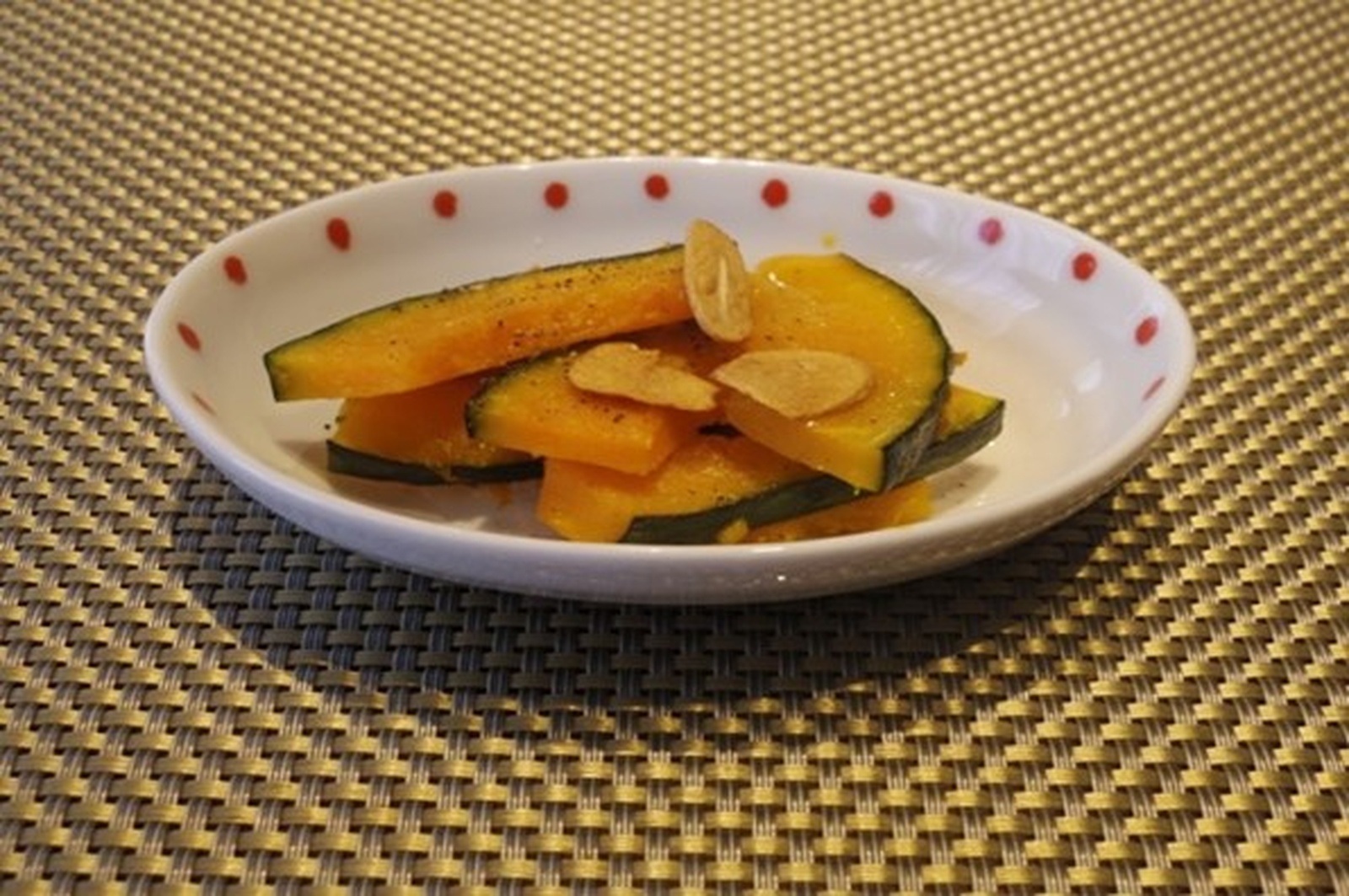 【スチコン調理】かぼちゃのガーリック炒め